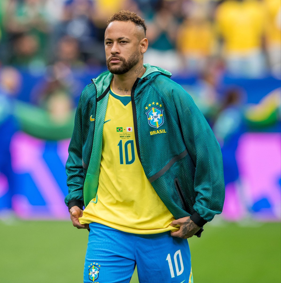 _BeFootball's tweet photo. ÇA SE FINIT DONC COMME ÇA : ON VIENT D’ASSISTER AU DERNIER MATCH DE LA CARRIERE DE NEYMAR 🇧🇷 EN COUPE DU MONDE !!!!! 😰🌍 

Une dernière Coupe du Monde bien loin des espérances…

À peine 30 minutes de jeu au total, wow, triste fin même si c’était déjà un miracle de le voir appelé.