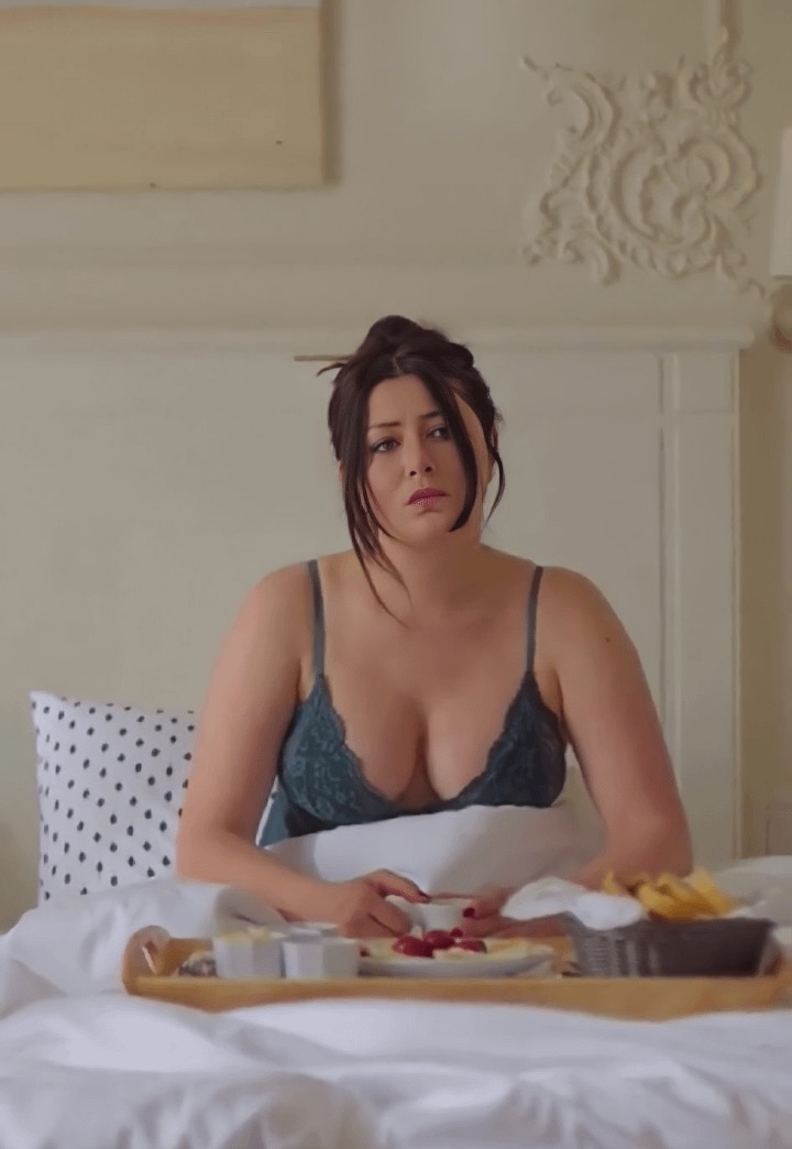 BESTYDBODIES's tweet photo. Deniz Çakır'ın Tekrar Gündem Olan Fotoğrafı ! https://t.co/rN4aMSFM9s