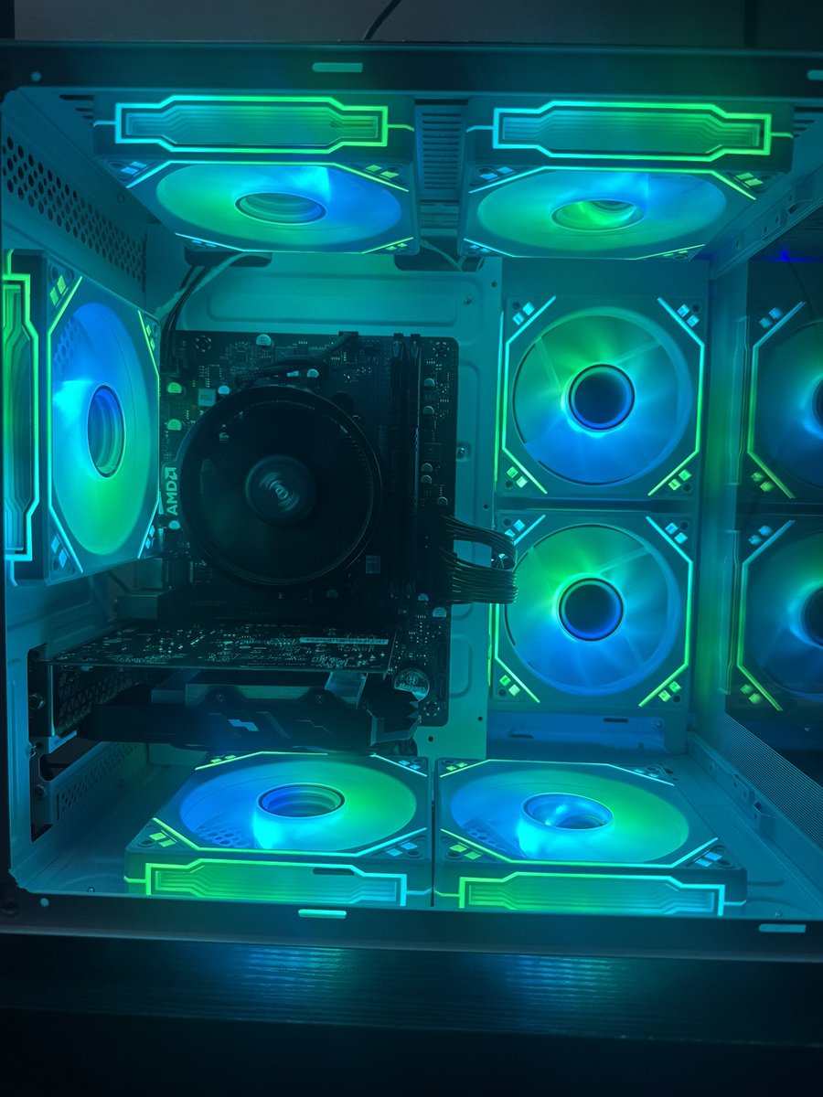 sleaze_god's tweet photo. It’s time for another PC GIVEAWAY!! The entry requirements are super simple 
1. Be following me on Twitch
2. 1 Sub = 1 Entry (unlimited entries)
From July5-Aug5 you can enter 
3. Be active in at least 2 or more streams during give away window
https://t.co/19sj12cETs
Specs: Ryzen 5 3500x/Rtx 2070/500gb M.2/16gb ddr4/500w Psu (gpu in photo is my test unit)