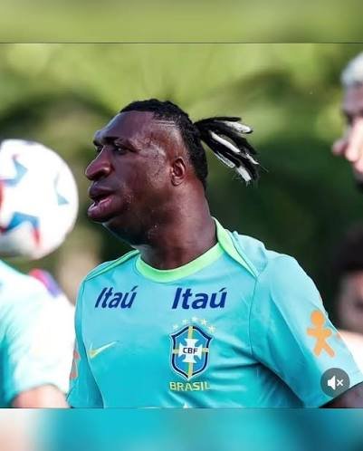 franchesco1886's tweet photo. @lautarodeIcampo Qué le ha pasado a este sujeto?🤣🤣🤣🤣🤣🤣🤣🤣🤣🤣🤣 https://t.co/mJYN3Lmy20