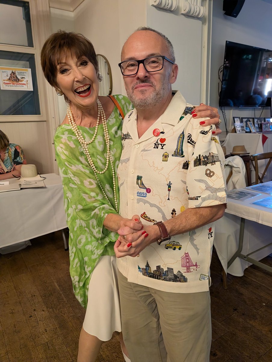 Morris Bright MBE tweet media
