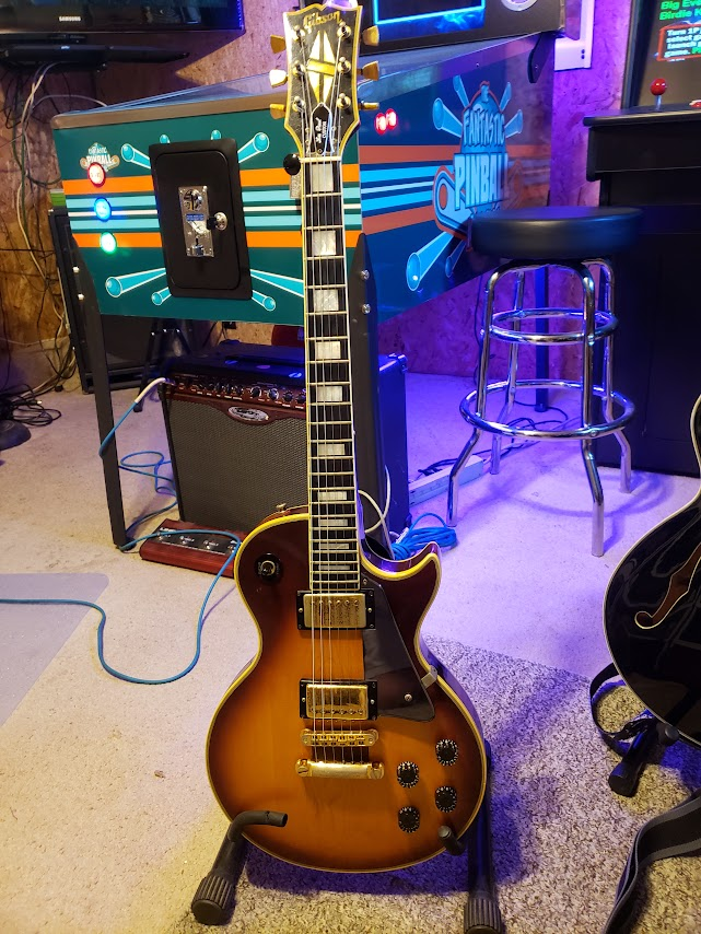 KeithGoldsmith's tweet photo. @guitarguitaruk @gibsonguitar @GibsonGuitarUK '79 Custom? https://t.co/mXqWtKEs0U