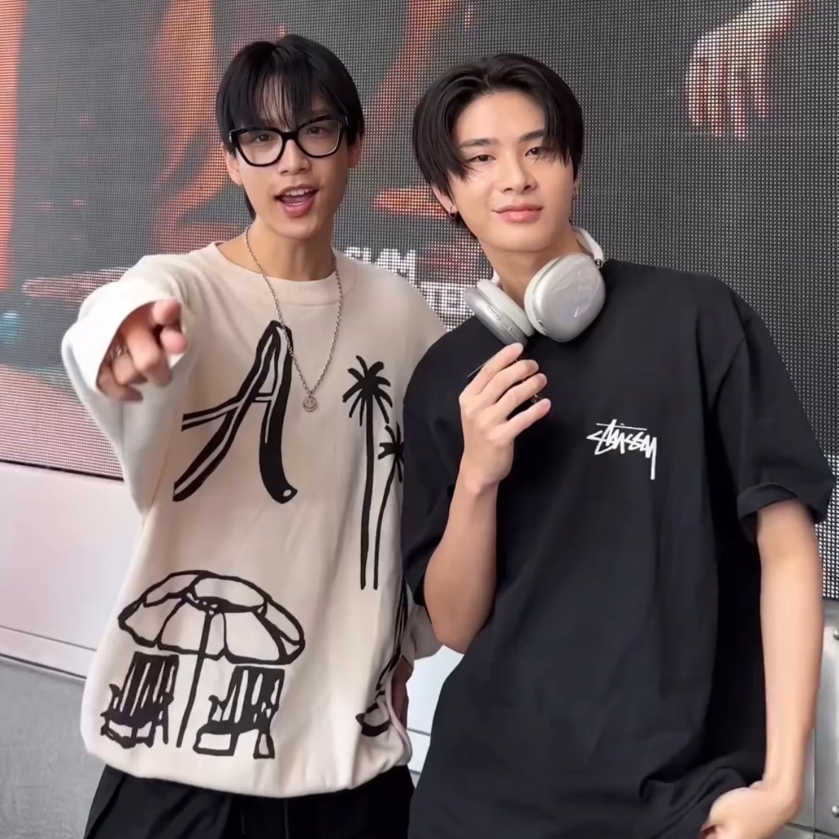 myboososhine's tweet photo. เมื่อก่อนโลกเคยเอียงไปหาเธอซ์นะ https://t.co/KhnpsHS4oZ