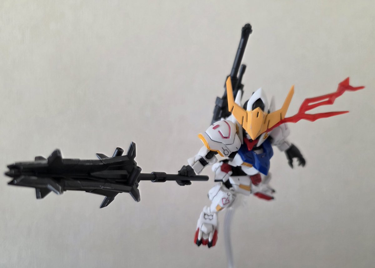03_duke's tweet photo. ジムスナイパーのEXパーツに付属する武器持ち手が有用すぎる。手持ち武器で動きのあるポーズを決めるのに何個も欲しい！けど高くて買えない…そもそも売ってない…
#モビリティジョイント
#バルバトス
#鉄血のオルフェンズ https://t.co/psMeKIedE3