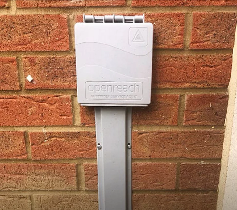 OakConsult's tweet photo. Council Tell Openreach to Remove External UK Broadband Boxes from Homes https://t.co/0UjBLTnIqv https://t.co/FOmMTTO2iO