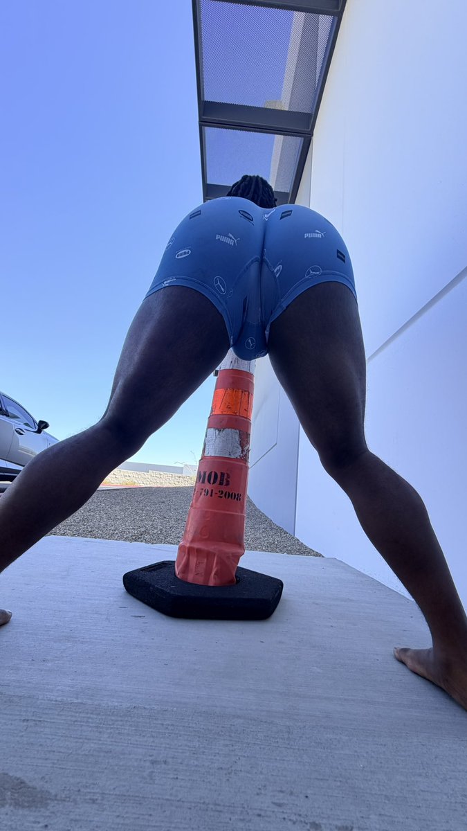 GoModeLV's tweet photo. Tell me what you wanna see &amp; I’ll be at your service 😈 DM for custom vids 🥵 #RETWEET https://t.co/yagwbkBTc0