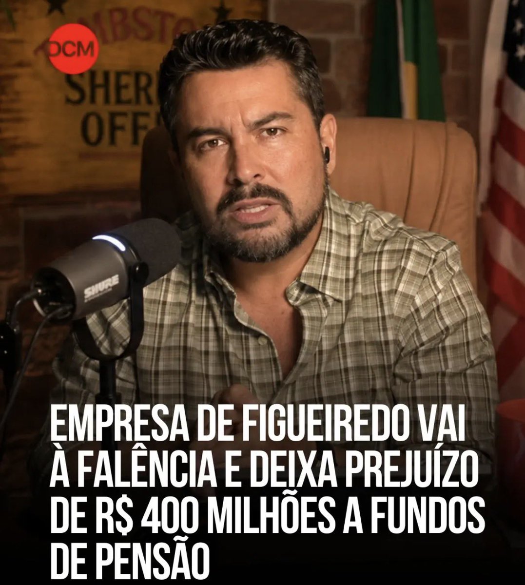 WTh_Bill's tweet photo. Esse bandido é o principal assessor de Flávio Rachadinha Bolsonaro e de seu irmão Eduardo Bananinha Bolsonaro. Isso não é uma equipe disputando uma eleição no Brasil. Isso é uma quadrilha formada por gente condenada pela justiça. https://t.co/b2dLgPai0x