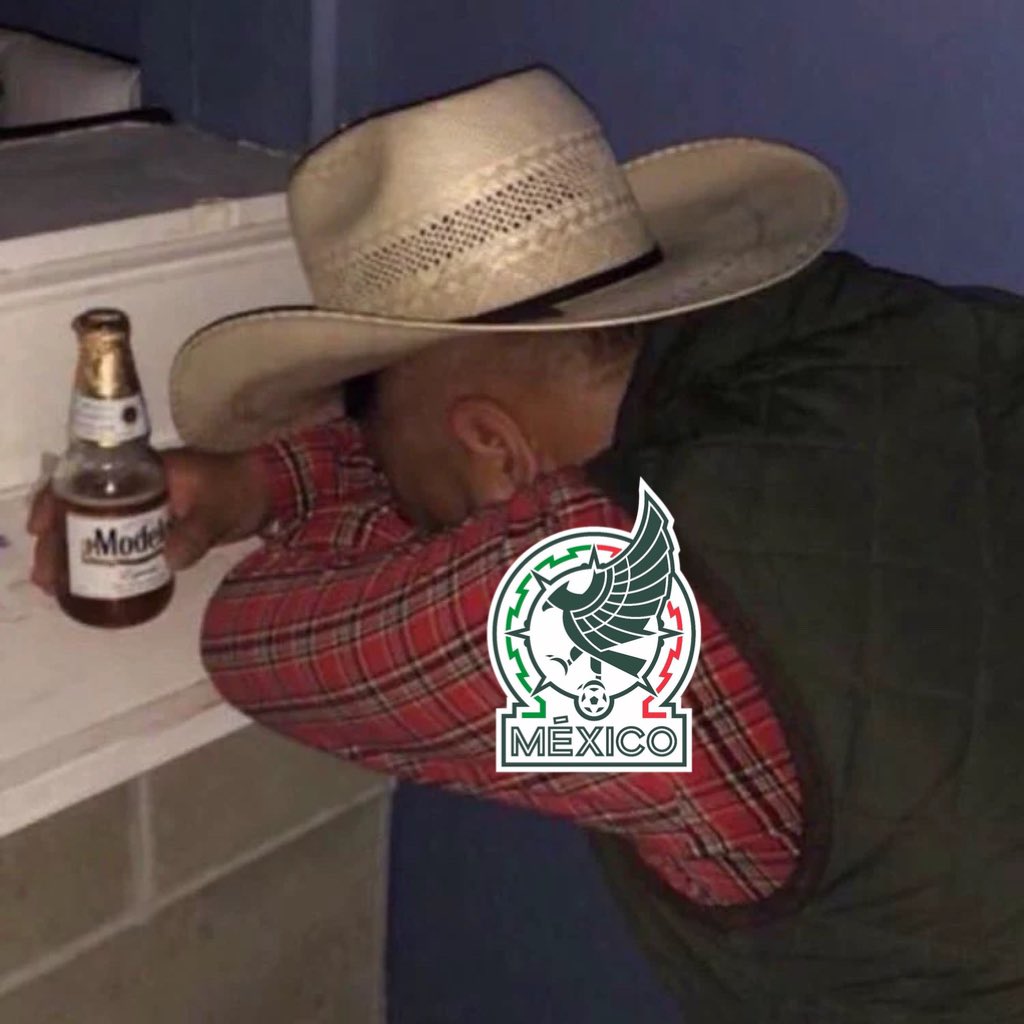 gio__palace's tweet photo. Mexico fans rn 💔 https://t.co/OEc1Q8NztQ