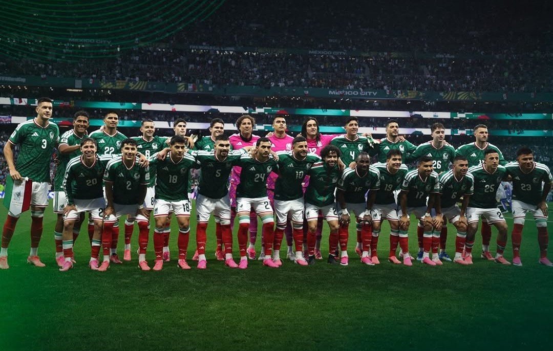 lvsyoonpj's tweet photo. LOS AMOOOOOOO MUCHO CABRONES, LO DIERON TODO Y NOS HICIERON PASARLA CON MADRE 🇲🇽❤️ https://t.co/lYSEJS0XYS