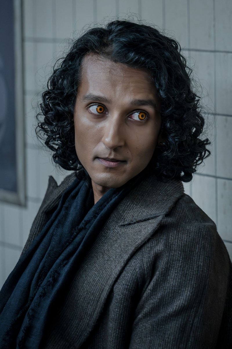 assadthinker's tweet photo. Assad Zaman is uncanny and beautiful as Armand in new stills from The Vampire Lestat episode 5 "New York" 🩸🧡 #tvlspoilers https://t.co/hAbrYoRljI
