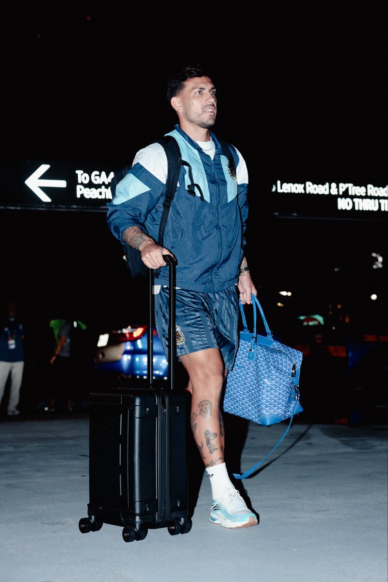 Argentina's tweet photo. #SelecciónMayor ¡Llegamos a Atlanta! ☝🏼 https://t.co/n7Zuit08bQ