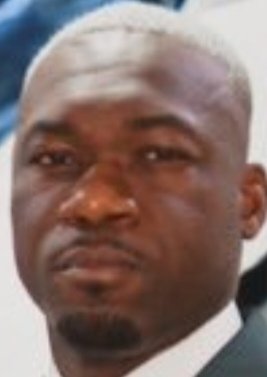 LeonEgea's tweet photo. @FelipaoCaicedo Imagínate querer trolear con esa cara https://t.co/wxqhlGiEEh