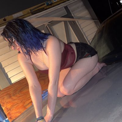 snowbunnylovaa's tweet photo. Go grab some content from my friend.  She's a literal legend if you know, has a perfect body and does amazing content. You will not regret it. https://t.co/9vqMcIGCBL