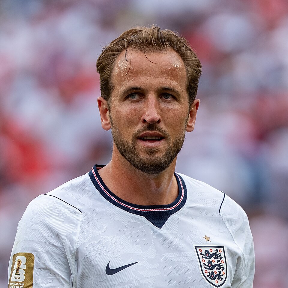 AlertesInfos's tweet photo. 🇺🇸🏴󠁧󠁢󠁥󠁮󠁧󠁿 Donald Trump : "Harry Kane, de l’Angleterre, est un TRÈS GRAND joueur !!!". (post sur Truth Social) https://t.co/WkUYFBk6aM