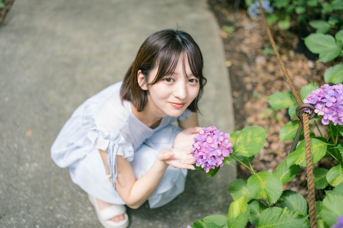 monochromeb's tweet photo. 遅れてきた紫陽花  

Model:　牧瀬 澪さん
@miomakise_ https://t.co/UMwQrxYRTU