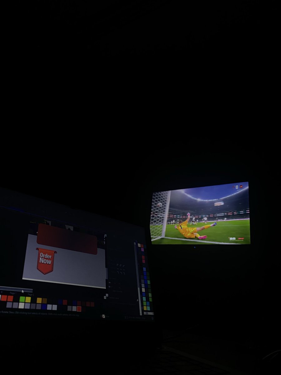 maveus_c's tweet photo. My view from this very interesting match 
😭😭😭🔥🔥🔥🔥. 

England Mexico Graphic Designer Jude Tuchel https://t.co/7sMMS97Xpa