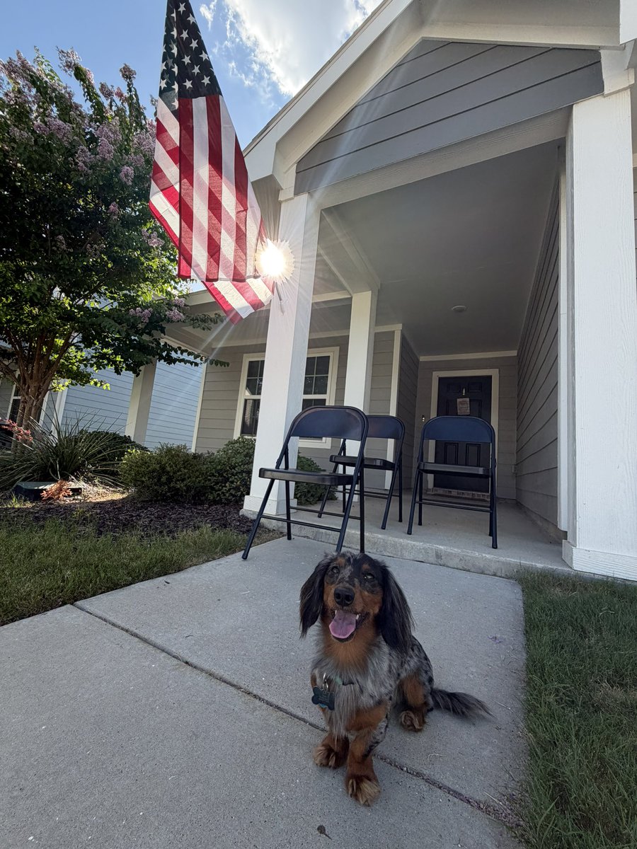 LaCrystall69's tweet photo. Felt like a cart girl with my beer belt🤣, anyways very valid 4th this summaaaa🇺🇸🦅💥 https://t.co/MMMrmBP2cH