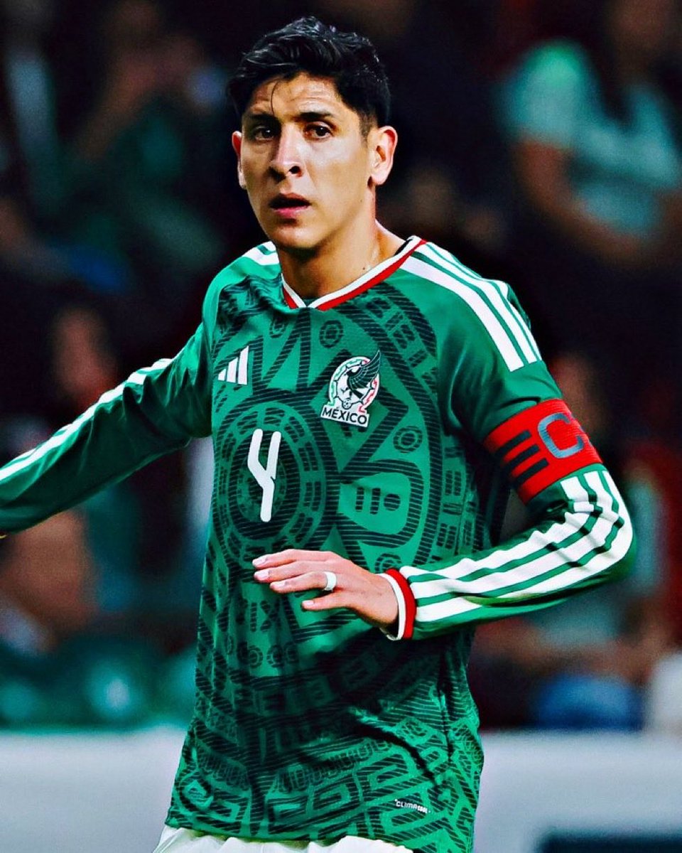 Javisness's tweet photo. OTRO MUNDIAL ARRUINADO POR EL PENDEJO DE EDSON ÁLVAREZ 

RETIRATE DE LA SELECCIÓN, NUNCA FUNCIONASTE COMO CAPITÁN 

ERES EL PRIMER TIBIO EN LLORAR QUE NO TE PITEN POR JUGAR EN MÉXICO https://t.co/hPltaypgSd