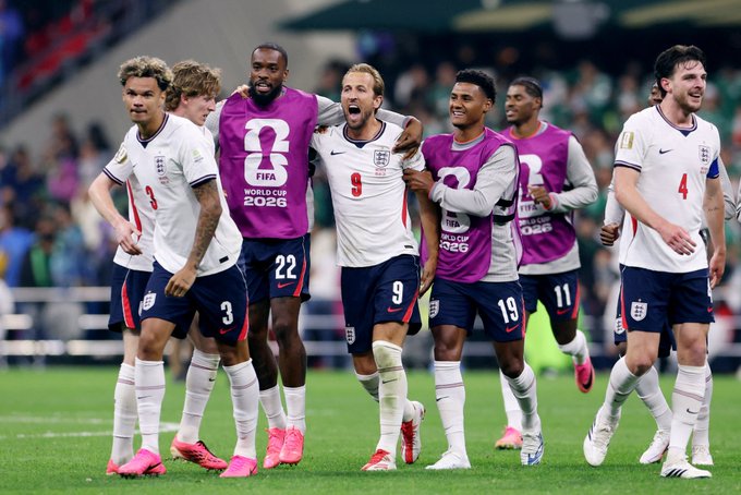 SportsDefend's tweet photo. England are the first team to have beaten the Mexico national team at the Azteca. https://t.co/es1OE5RE2m