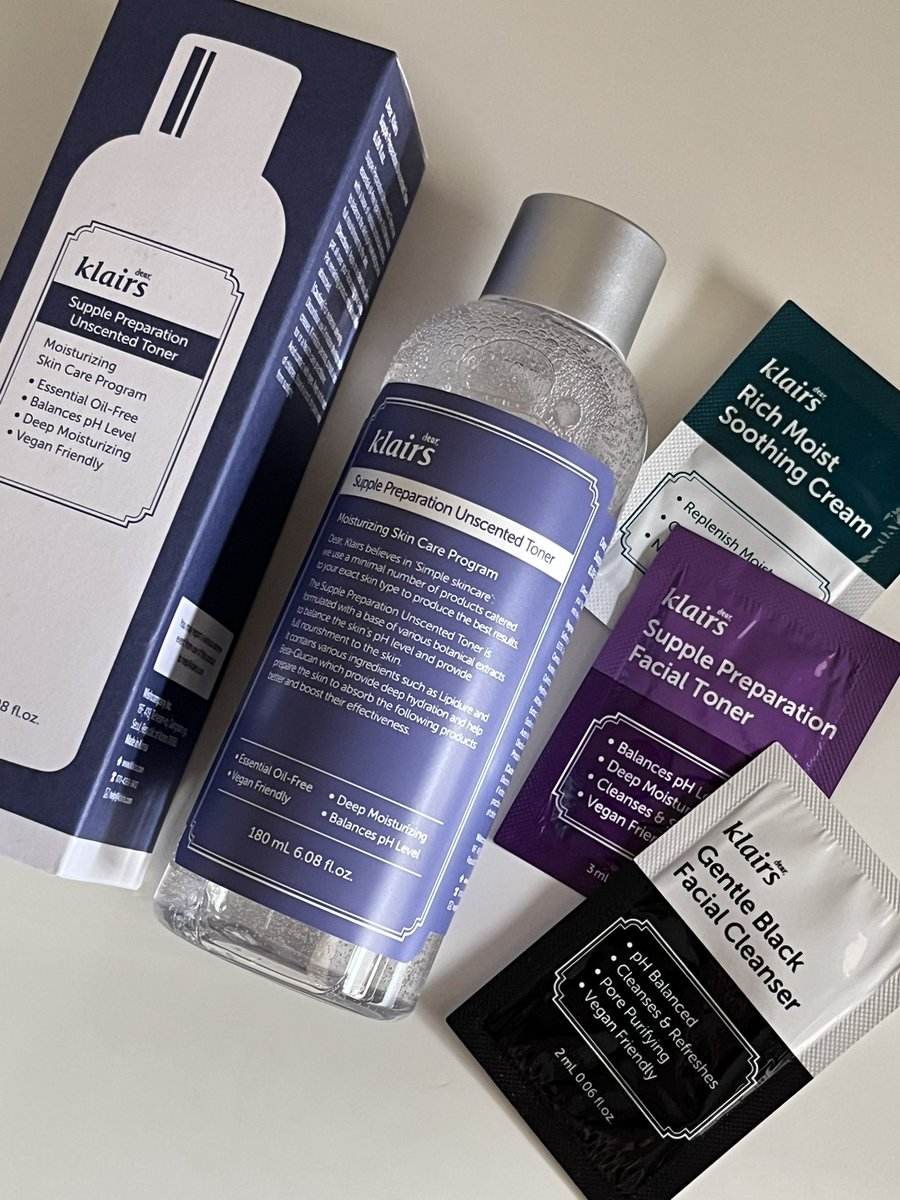 naylabels's tweet photo. hydration is key to healthy skin, for other products to function kena make sure hydration for ur skin is tip top, senang focus je dkt toner yg deep hydration like klairs toner yg mmg the og cult’s fav drpd dulu, dah lama tp masih setia pakai, sesuai utk any skin type &amp; condition https://t.co/D0DiXmU0Gn