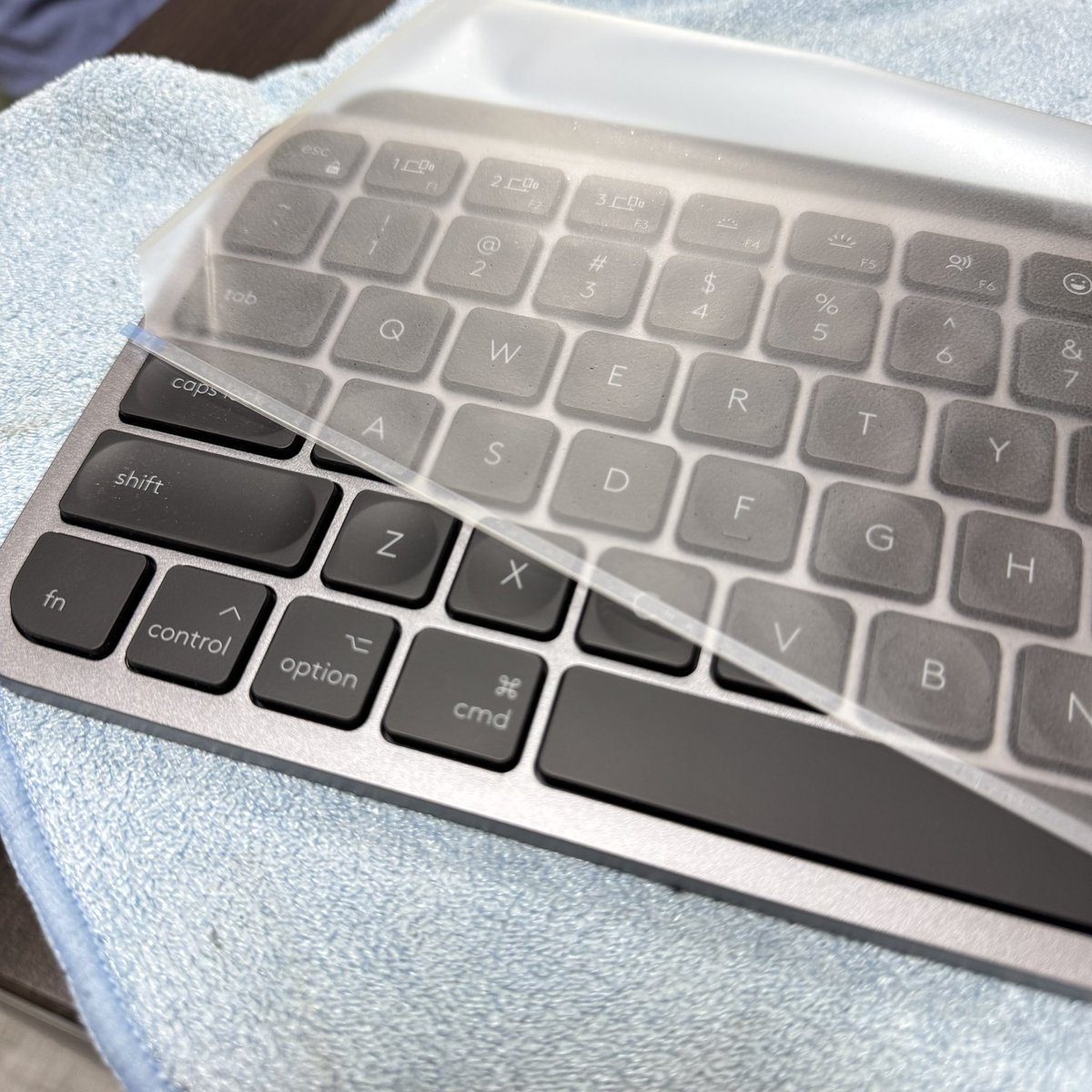 micro_solution's tweet photo. logicool MX KEYS MINI for Mac
もちろん Win 版も オッケー👌
人工皮膚　極薄キーボードカバー
サイズ合わせの最終試作の合わせが
完了✅しました。
量産します。 https://t.co/ey55BRrlZo