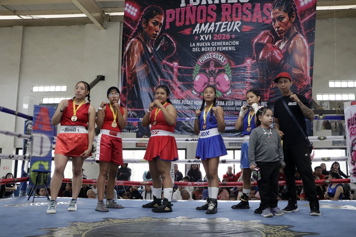 ComedepOficial's tweet photo. La quinta fecha del torneo de boxeo amateur Puños Rosas celebró la tarde de este domingo las últimas peleas de la ronda de semifinales y las finales donde se entregaron medallas a las participantes, lo que hizo que se viviera una jornada llena de emociones y con un gran https://t.co/o0K0gEaI7s