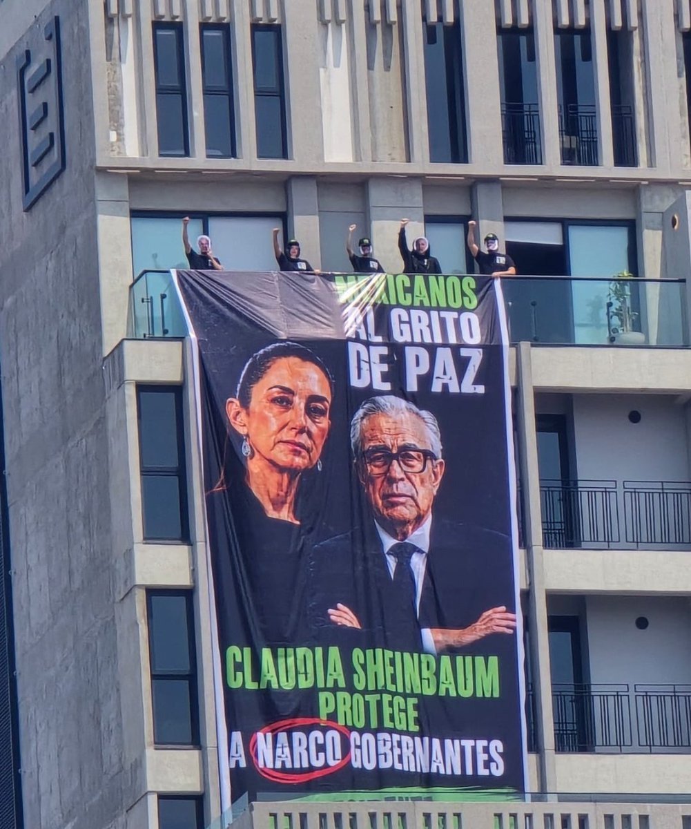 jarkmx's tweet photo. @Claudiashein se fue su chingado mundial ahora lo que sigue !! entrega al @rochamoya_ muera el gobierno corrupto y asesino 
@nmasforo lambizcon 😂🥰 https://t.co/VGJtF77tn7