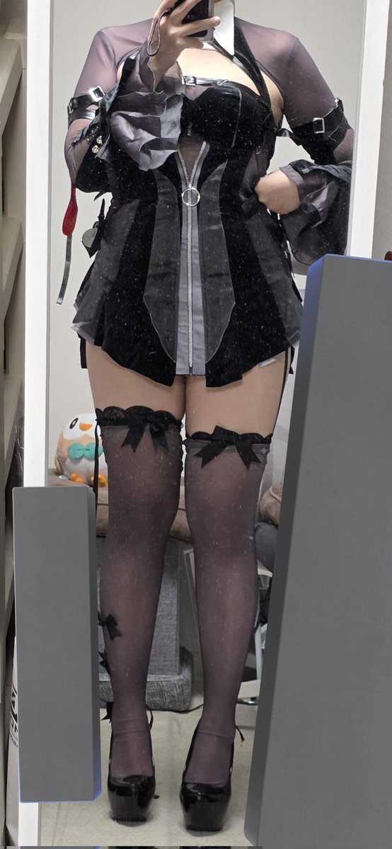 1K0MA_cos's tweet photo. 옷 덥더라... https://t.co/xveX2HDazp