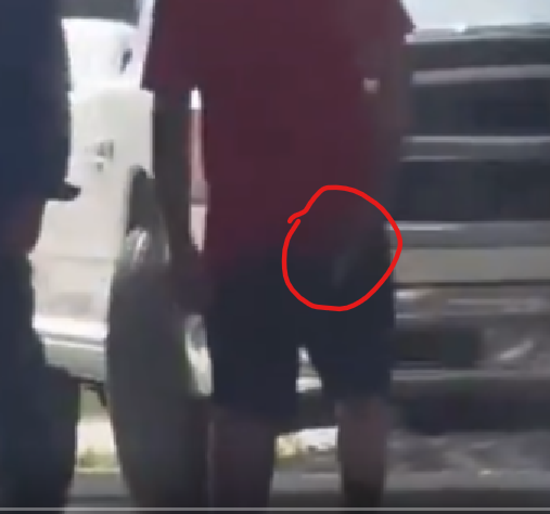 GameFaceThePoet's tweet photo. @BigYash_609 The old man said that red shirt pulled a knife. In the clearer shots, It's not visible. But there was a point where he dug through his pockets to pull out his cell phone. Would a stand-your-ground defense justify removing yourself from danger, then coming back to kill the person? https://t.co/mxkOEmhhXH