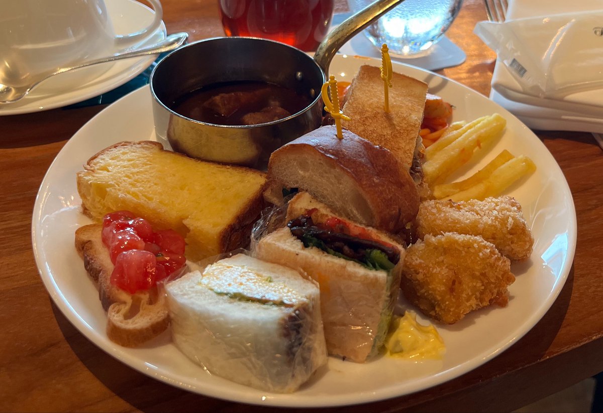 maternitydiary_'s tweet photo. せっかくの記念日だったのに病院の記憶だけなのは悲しいので、悪化する前にお食事行けてよかったな😅 https://t.co/00Q5sbsnFk