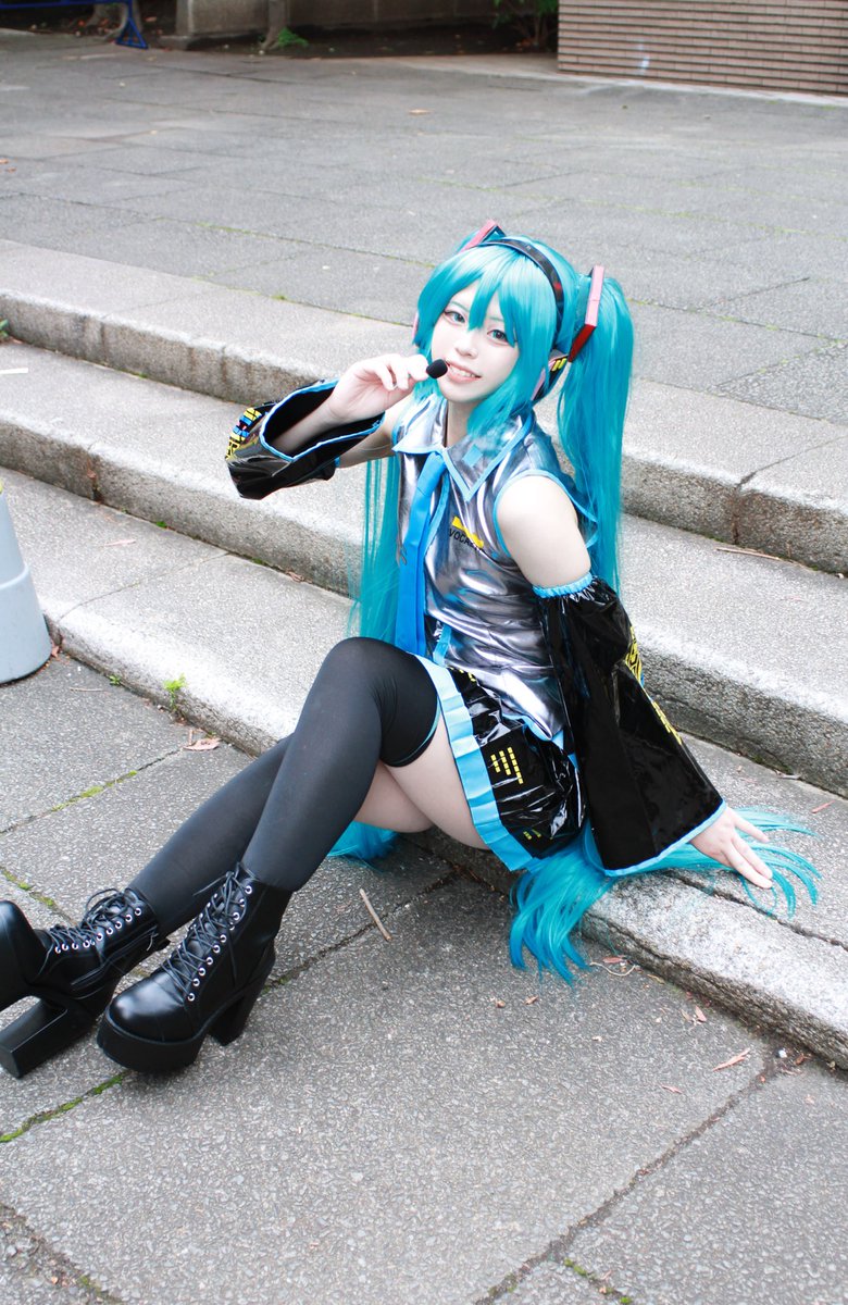 Rain_tomodachi's tweet photo. ⚠️Cosplay⚠️

VOCALOID

初音ミク•*¨*•.¸♬︎

『私の歌が届きますように』

📸@11LoSa12 

 #Cosplay 
 #アコスタ池袋 
 #VOCALOID https://t.co/gv8cCNkDwY