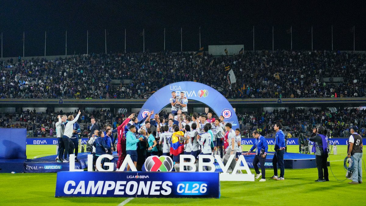 Riverismoc's tweet photo. Ahora si, no se les olvide que Cruz Azul es el campeón de la Liga Mx https://t.co/Vm8ofpeu72