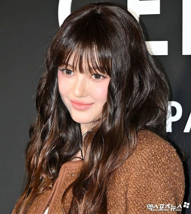 pannchoa's tweet photo. Danielle releases official statement saying she wasn't in a dual contract while being under NewJeans
https://t.co/pN0OYhvES7 https://t.co/HTCSgzueZk