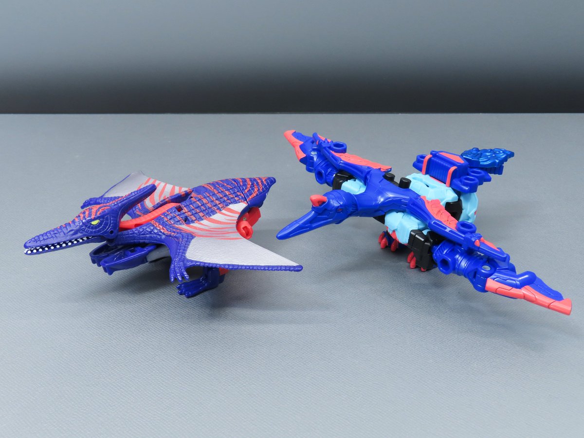 gLYjzoShlTvAN0g's tweet photo. パワーアップしたビーストウォーズネオのハイドラー。

#トランスフォーマー
#Transformers https://t.co/nxtsZWLCBH
