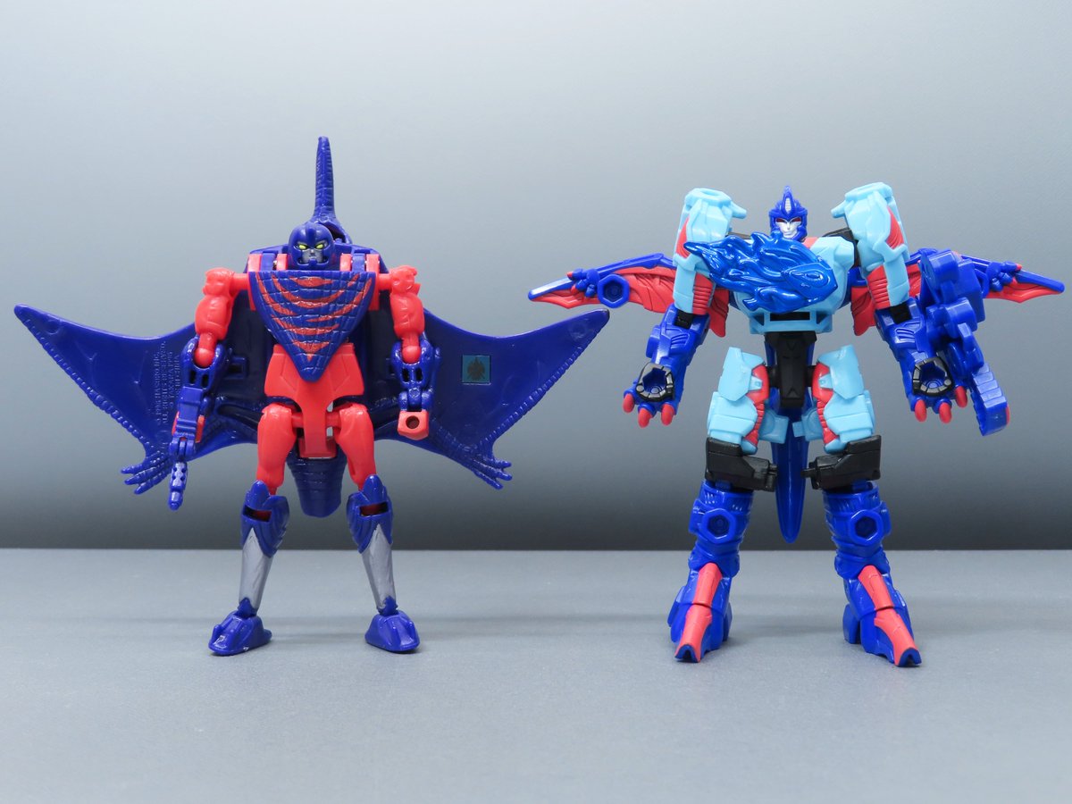 gLYjzoShlTvAN0g's tweet photo. パワーアップしたビーストウォーズネオのハイドラー。

#トランスフォーマー
#Transformers https://t.co/nxtsZWLCBH