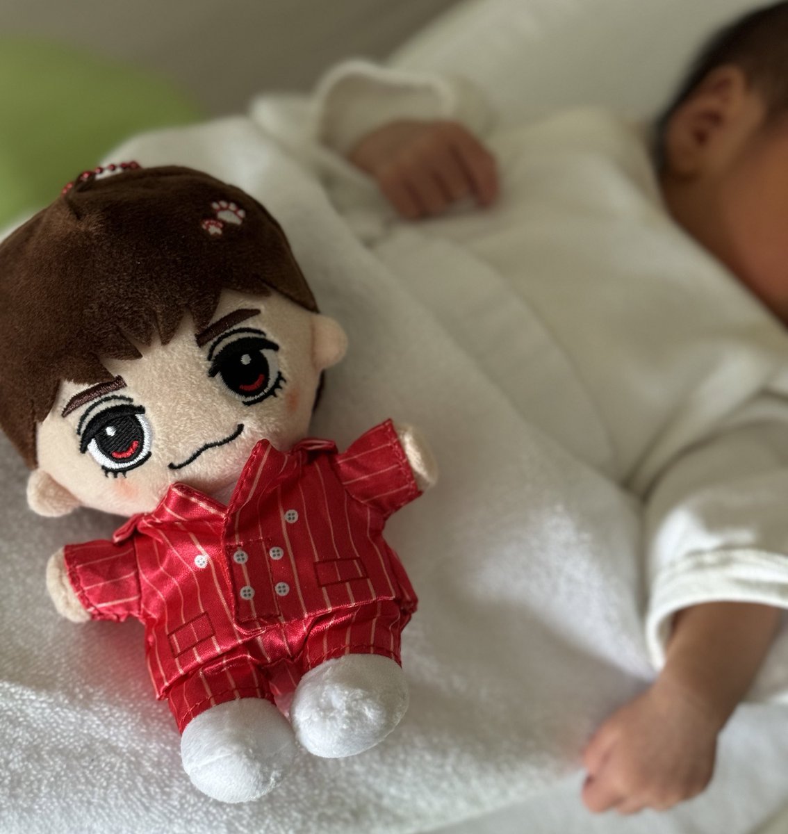 chiiimtj's tweet photo. 先日、第二子を産みました！
しめのお誕生日前日の22日産まれBOY👶🏻💙です✌🏻✌🏻 https://t.co/X6TYQ6045r