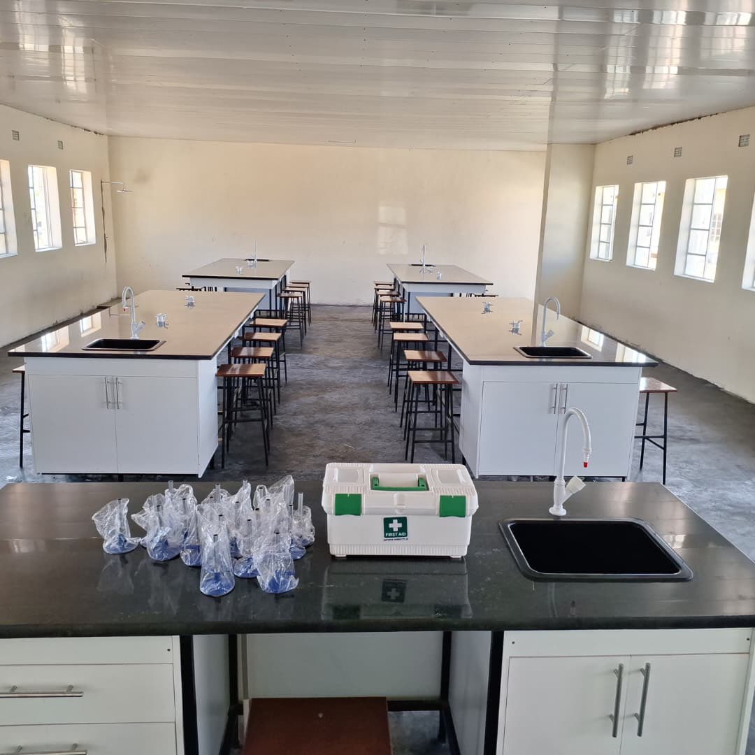 nickmangwana's tweet photo. By constructing state-of-the-art laboratories in rural communities, we ensure that children outside urban centers have access to the same quality science education as their city-dwelling peers. Given that rural areas house the bulk of Zimbabwe's population, these facilities are a major step toward equitable national development. To date, the organisation has finished the second of 20 labs currently underway in Matabeleland South.