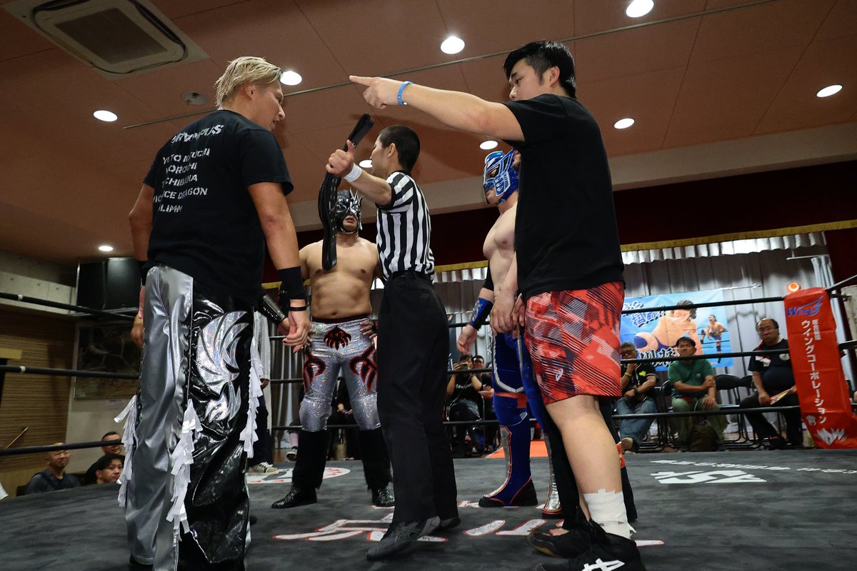 doutonbori_pw's tweet photo. 7/5（日）大阪沖縄会館
『道頓堀プロレス2026 7月大会』試合結果
6）WDW選手権 時間無制限1本勝負
◯＜第12代王者＞ラ・ピート（21分26秒、RKO）<挑戦者>橘隆志●
※ラ・ピートが3度目の防衛に成功
#道頓堀プロレス
6-1 https://t.co/uKohzhUy8t