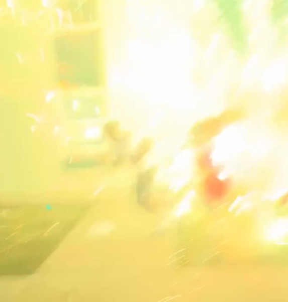 KaptainKrunch97's tweet photo. Girl in red got fucking impact grenaded holy shit https://t.co/1S3rciaTy1