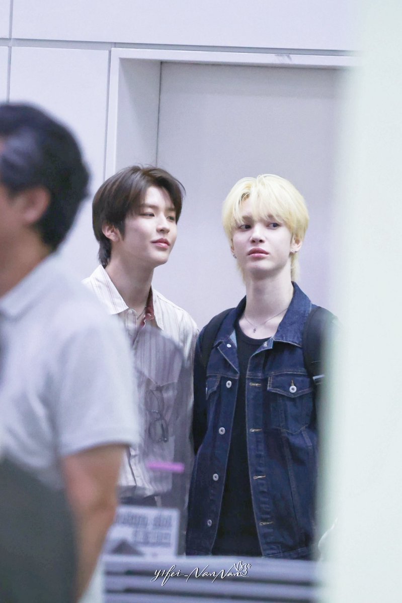 _lyfeffect's tweet photo. I 'm completely obsessed with you, like a believer is obsesssed with their god.

#SONGHA #DANIEL #SMTR25 https://t.co/WfFzOQQrlq