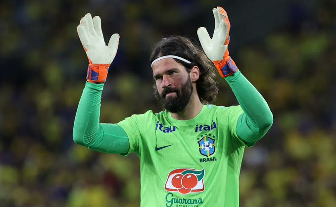 edsonhcs's tweet photo. Se existe uma boa notícia hoje, é que alguns dos jogadores que MAIS FEDEM A FRACASSO finalmente vão sair da seleção brasileira. https://t.co/sNevIrpZ9l