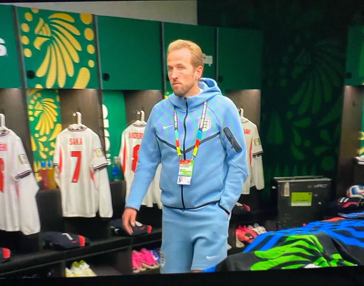 FootballPubMX_'s tweet photo. Harry Kane ya está en el Estadio Azteca

En una hora #Mexico vs #England https://t.co/Gjkadepiau