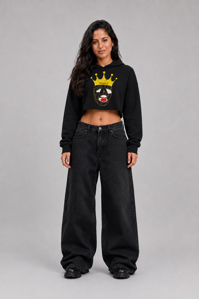BiancaAlliance's tweet photo. Bold. Not Loud. Still Seen.

#BiancaAlliance #LuxuryStreetwear #OversizedStreetwear #StreetwearFashion https://t.co/JkcSHsYF95