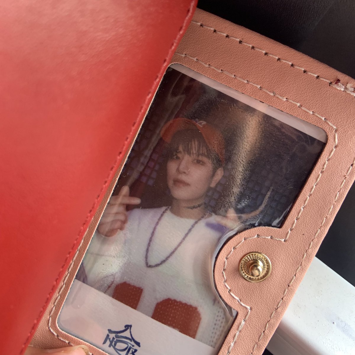 xoxoseungminism's tweet photo. help rt !!!

hi, i lost my wallet a few hours ago at one ecom pasay (in front of conduent recruitment hub)

pls pakibalik naman oh, nandon yung important ids ko and nandon seunglix pc ko 🥹🥹 

thank youu!

🏷️ lost wallet missing https://t.co/5724WdNGef