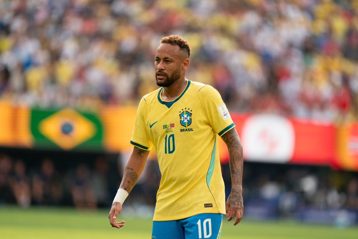 Underdog's tweet photo. BREAKING: Neymar announces retirement from international play. https://t.co/5BRYdh9DZh