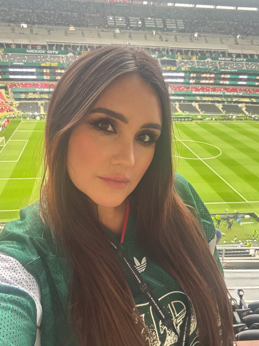 DulcetesPy's tweet photo. 🇲🇽❤ @DulceMaria https://t.co/zlaBjjocob