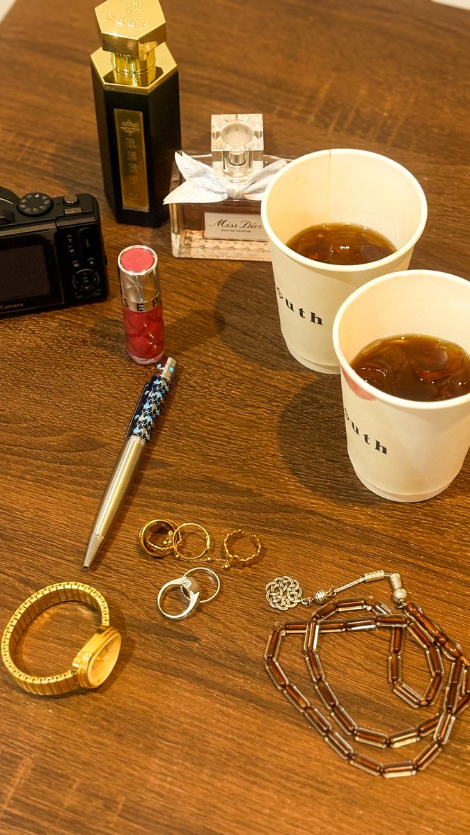 j99x_i's tweet photo. قهوة ومقابل وجه. يحبه قلبي ✨💍 https://t.co/ZDY51C5dZw