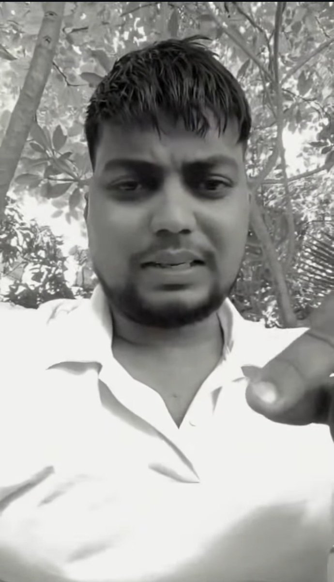 ZiddiNaagrik's tweet photo. While mainstream media ignores the brutal gang rape of a minor by 32 monsters, why is another culprit walking free?

@DelhiPolice, why hasn't this man behind the deactivated Instagram handle @gouarbh_hindu been arrested yet after issuing rape threats to a 15-year-old Dalit minor?

Are we waiting for another tragedy to happen?