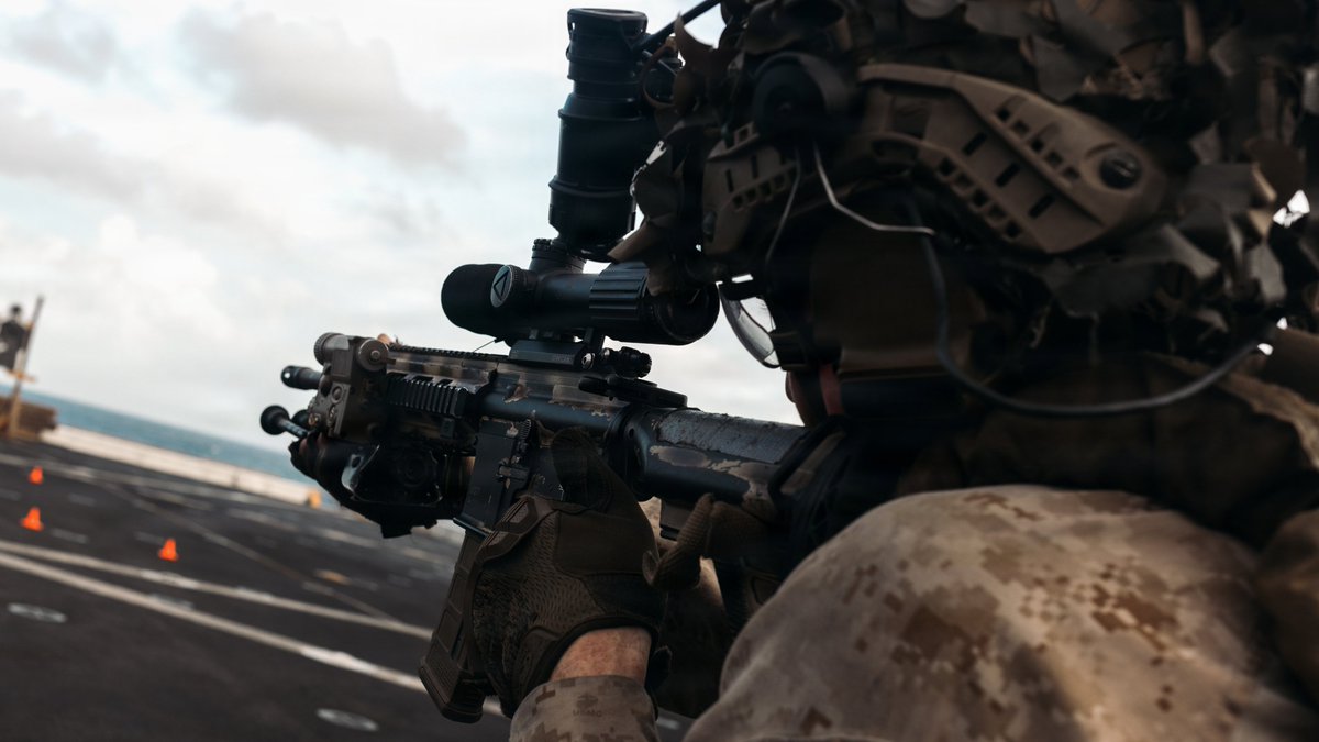Remnantize's tweet photo. 11th Marine Expeditionary Unit https://t.co/TVZNzndkjM