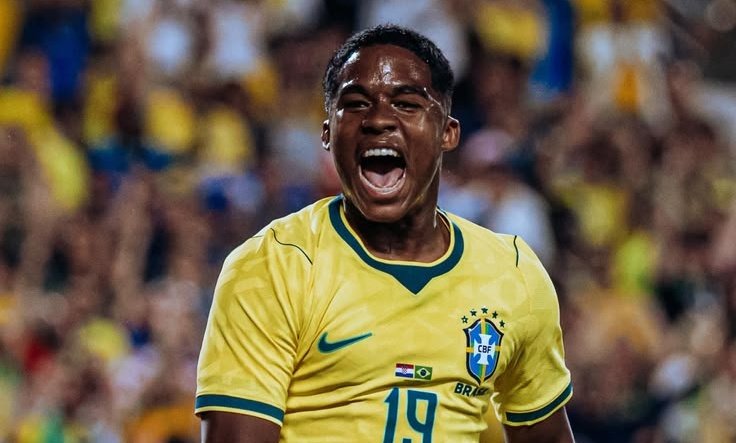 tetevsoul's tweet photo. ORGULHO desses quatro aqui!!!
não vejo a hora de ver eles na próxima copa, e tenho certeza de que vão fazer muito mais história do que já estão fazendo.
eles salvaram o time e brilharam DEMAIS!
#BRAxNOR https://t.co/CxEWCmcOq4